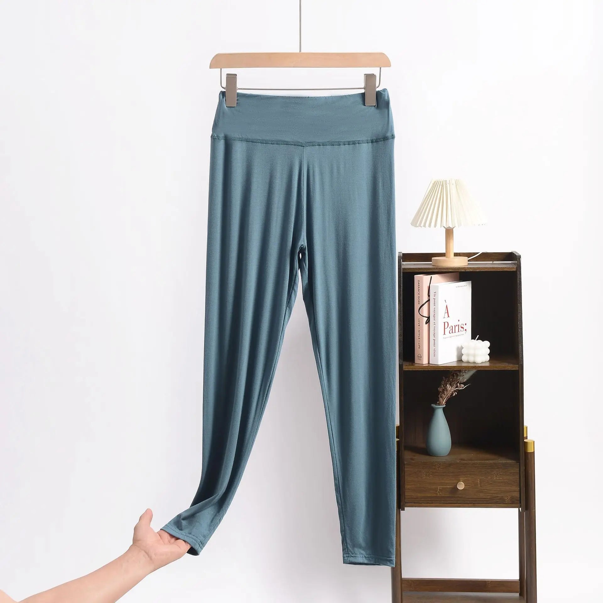 Legging Capri Femme Grande Taille en Modal – Taille Haute Gainante et Contrôle du Ventre