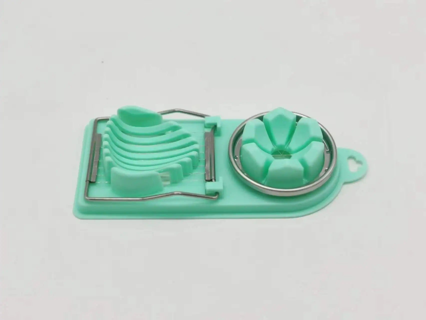 Coupe-Œufs Inox Multifonction 2 EN 1 – Tranches & Quartiers