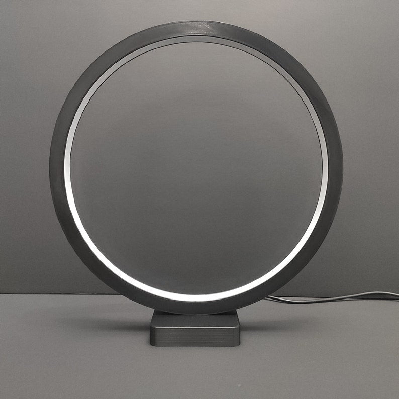 Lampe circulaire LED contrôlée par Bluetooth